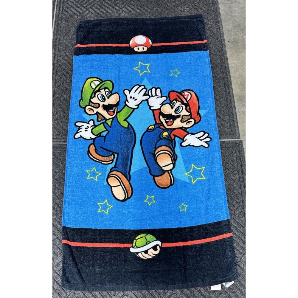 Super Mario Bros Beach Towel Bright Colors 2012 Nintendo